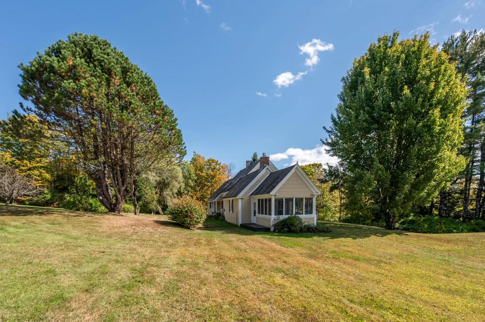 56 Rowell Road Newport NH 03773