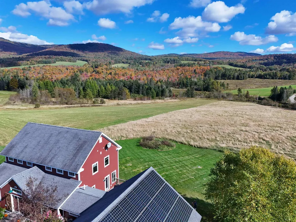 576 Ridge Road Kirby VT 05851