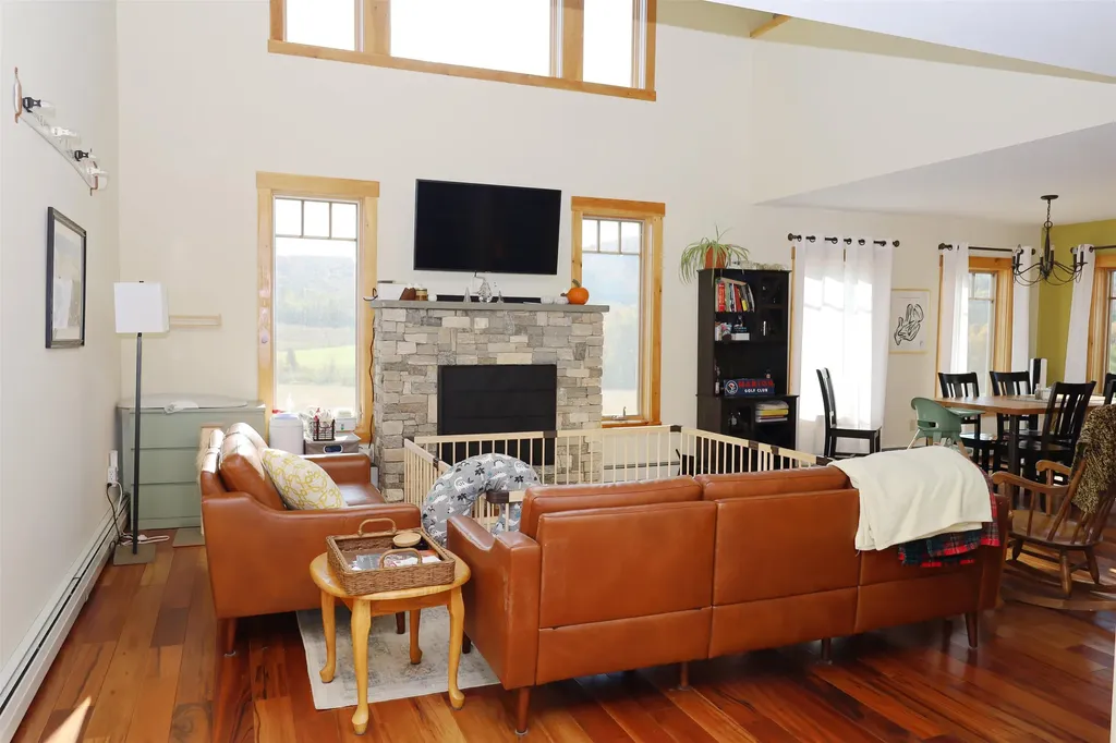 576 Ridge Road Kirby VT 05851