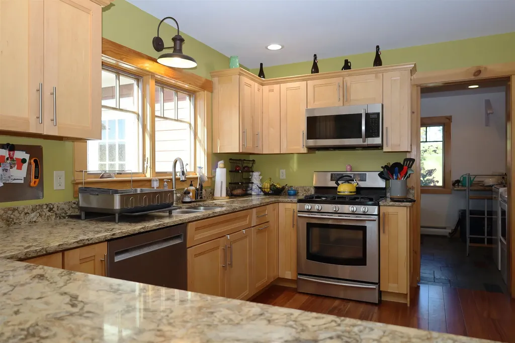 576 Ridge Road Kirby VT 05851