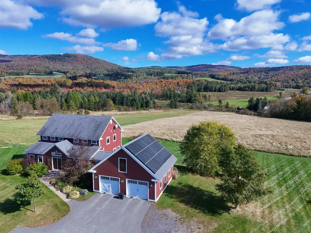 576 Ridge Road Kirby VT 05851