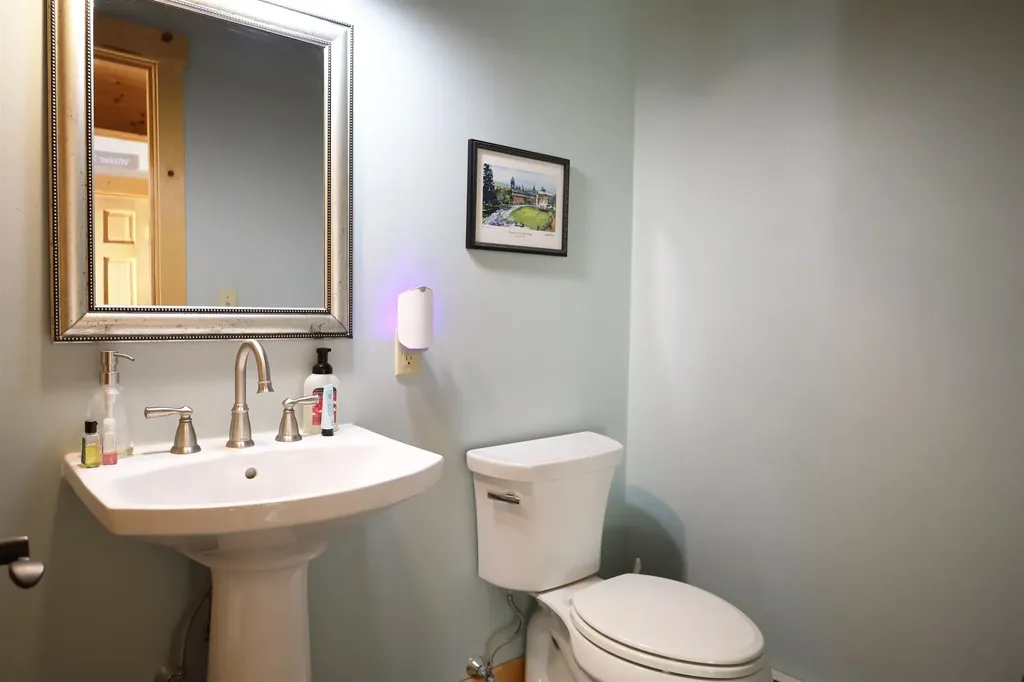 576 Ridge Road Kirby VT 05851