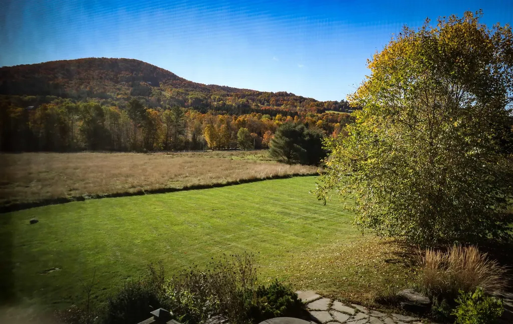 576 Ridge Road Kirby VT 05851