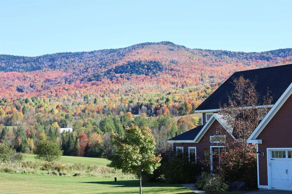 576 Ridge Road Kirby VT 05851