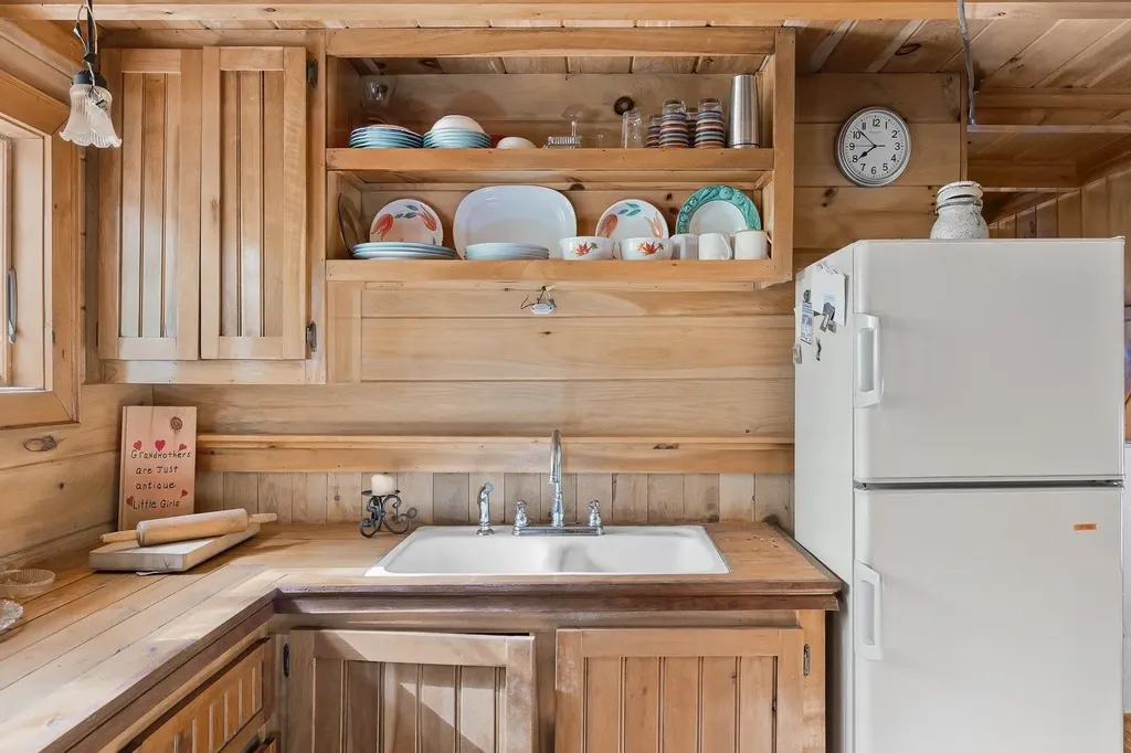 2158 Bartlett Hill Road Cambridge VT 05464