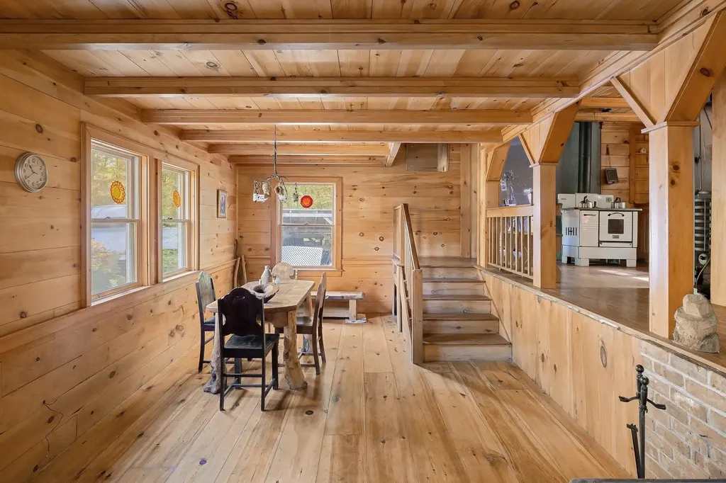 2158 Bartlett Hill Road Cambridge VT 05464