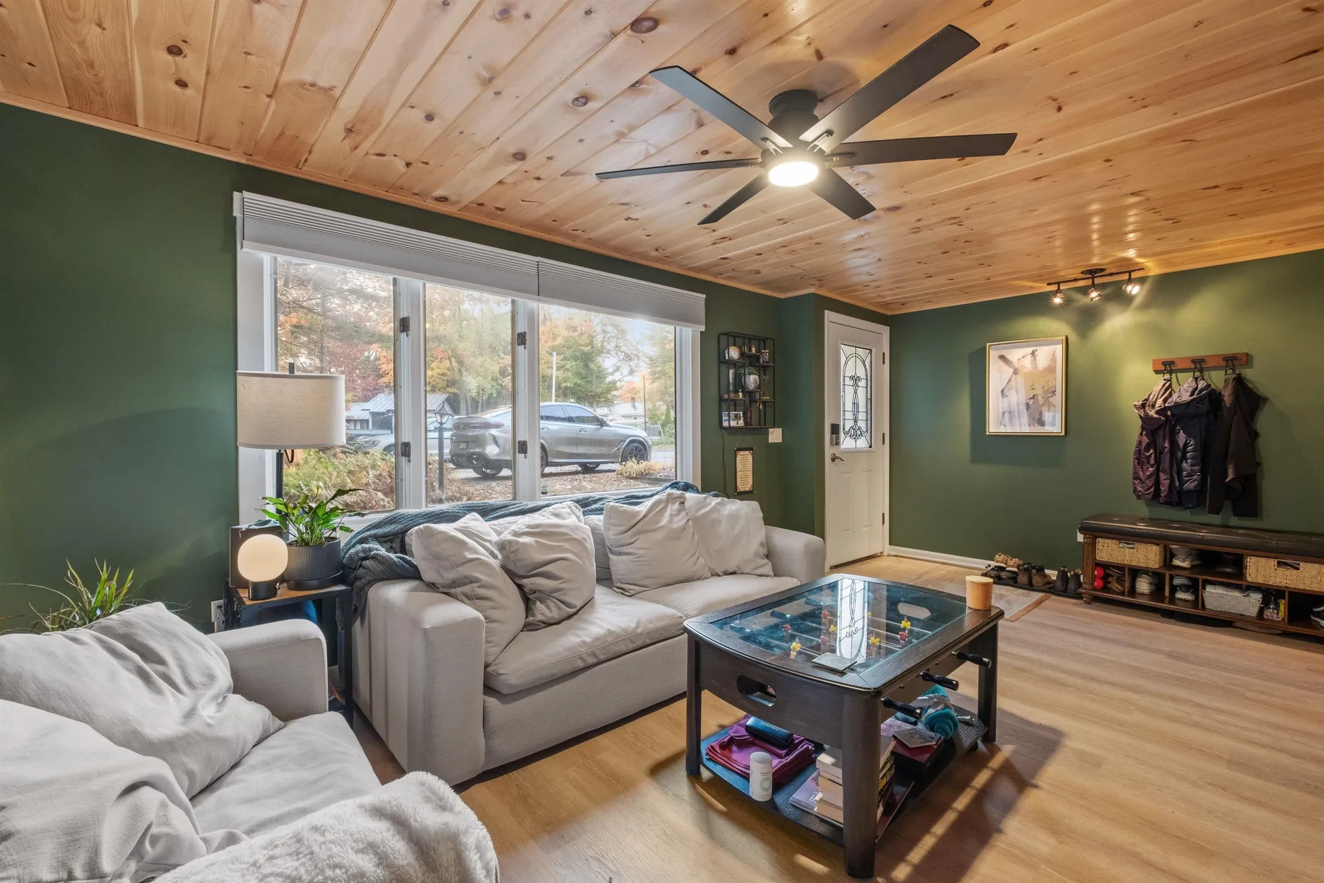18 Oakwood Drive Claremont NH 03743