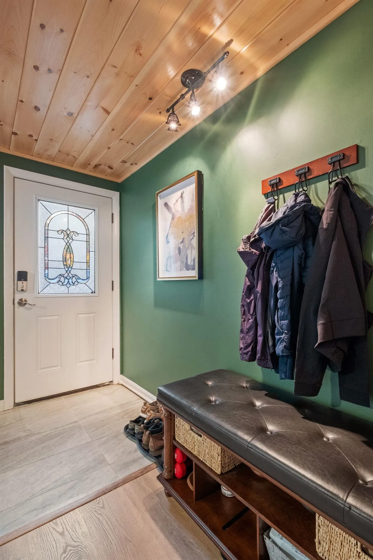 18 Oakwood Drive Claremont NH 03743
