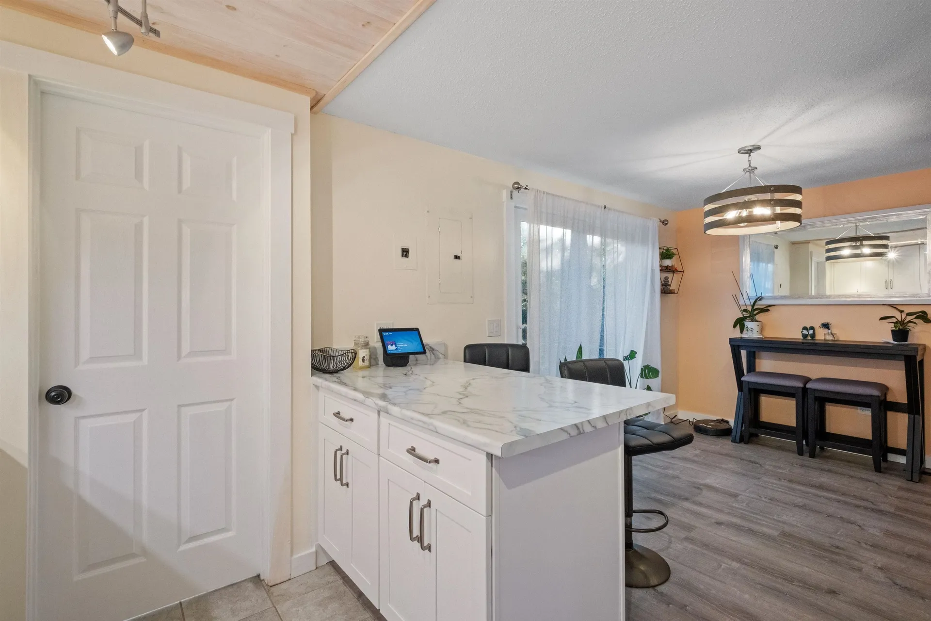 18 Oakwood Drive Claremont NH 03743
