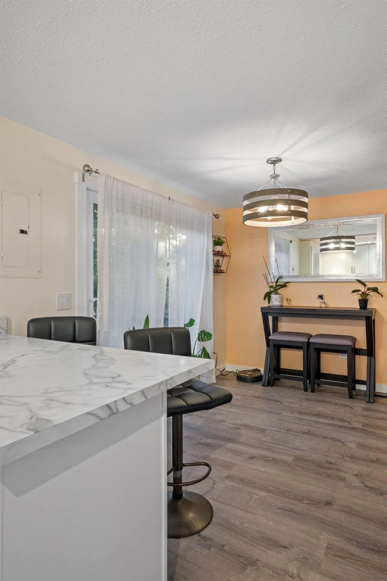 18 Oakwood Drive Claremont NH 03743