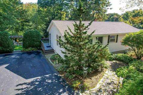 31 Belmont Drive Merrimack NH 03054