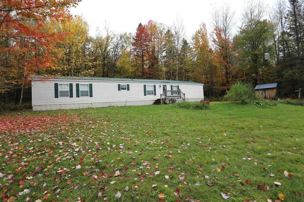 53 Cross Road Derby VT 05829
