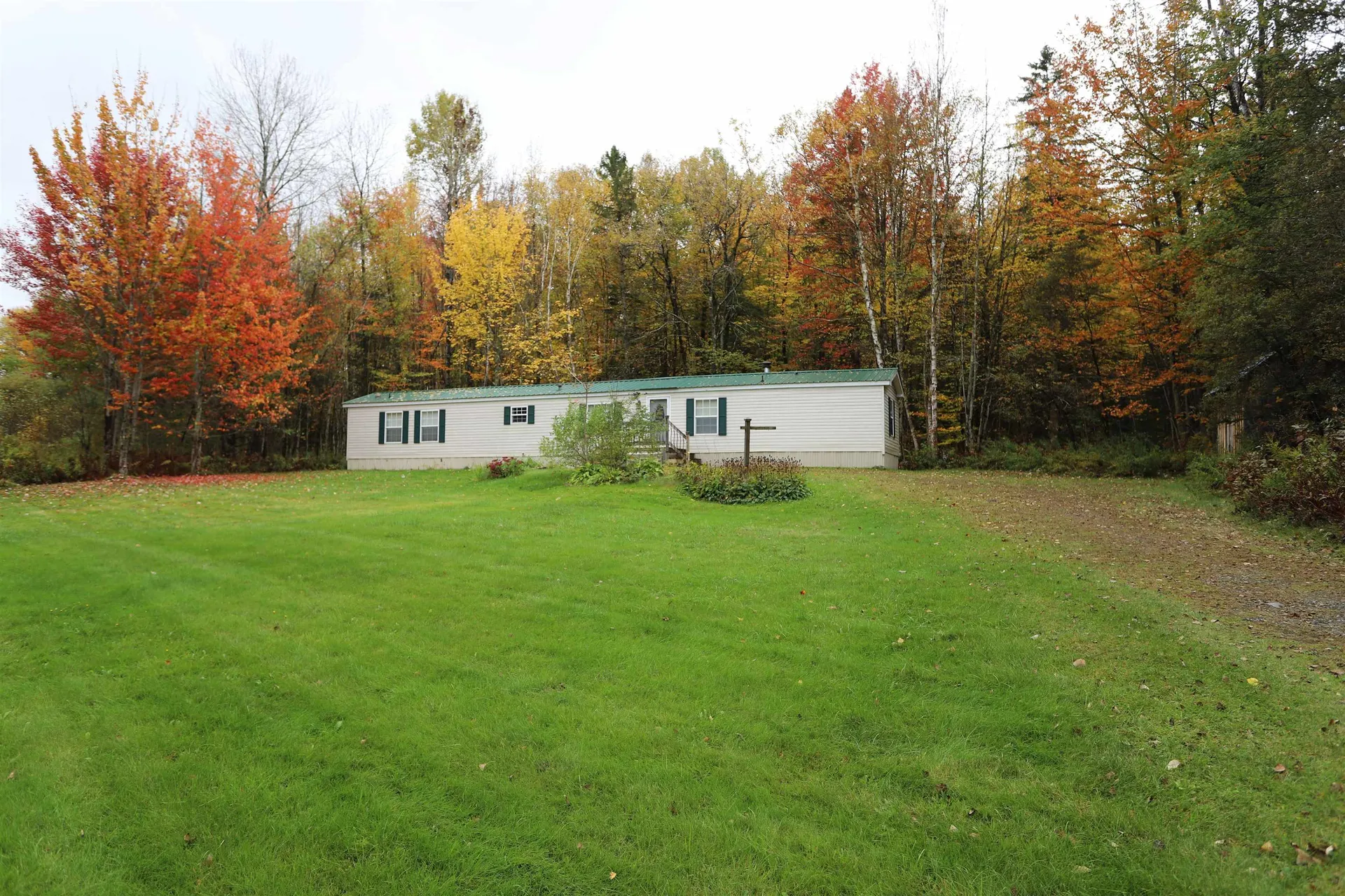 53 Cross Road Derby VT 05829