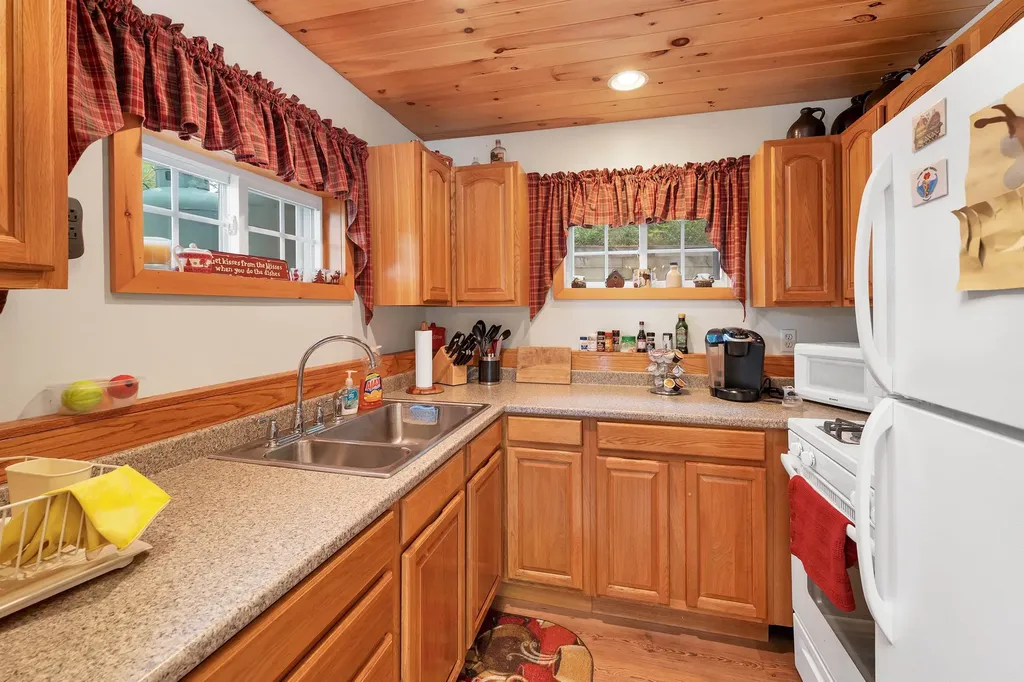 900 Lord Road Wakefield NH 03872