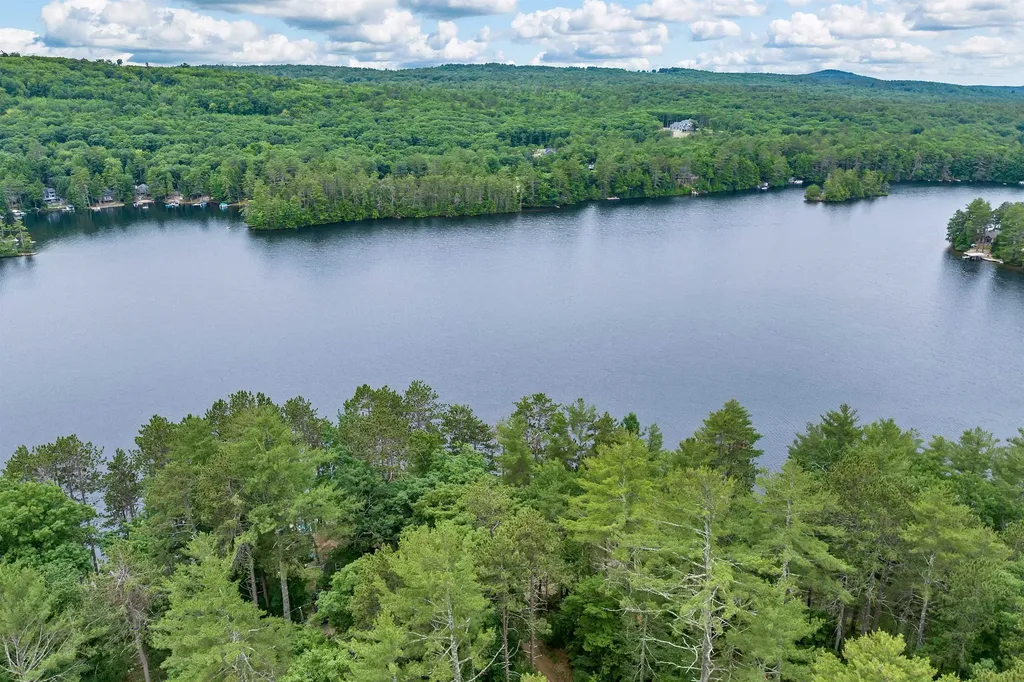 900 Lord Road Wakefield NH 03872