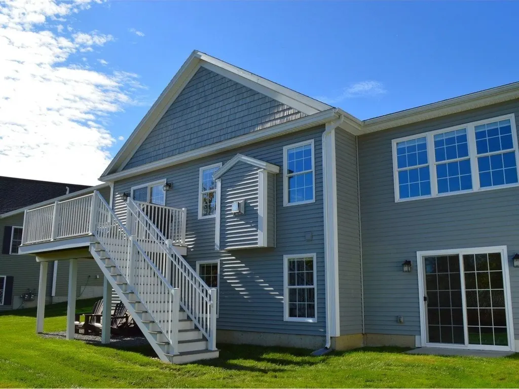 29 Marina Loop Colchester VT 05446
