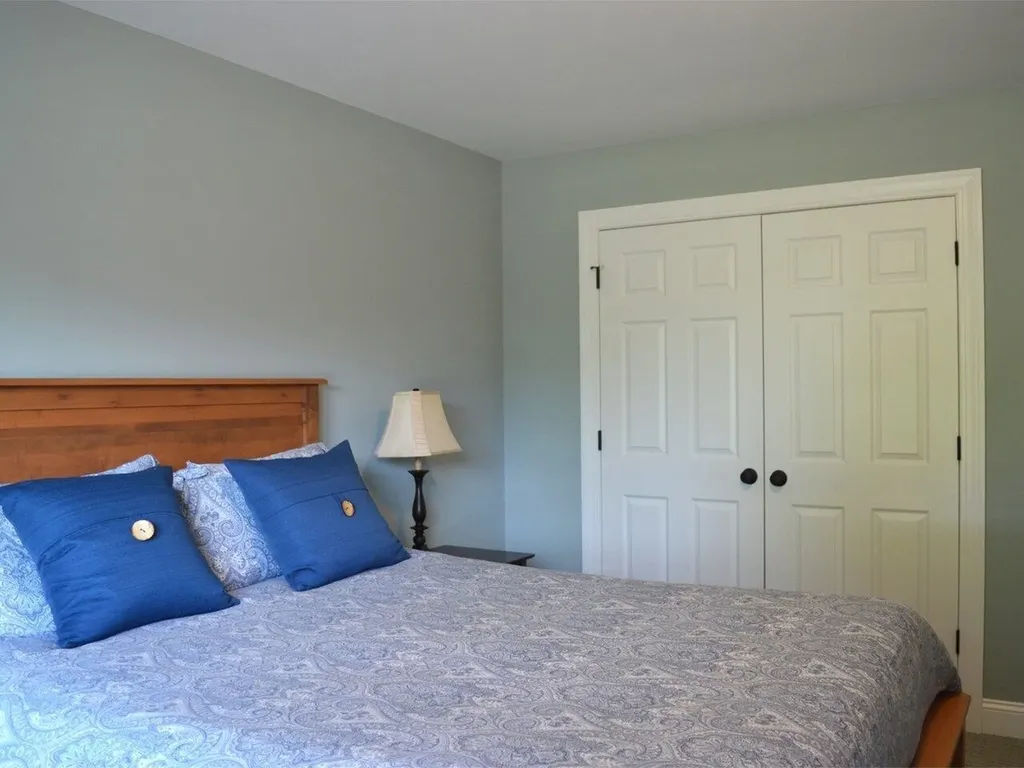 29 Marina Loop Colchester VT 05446