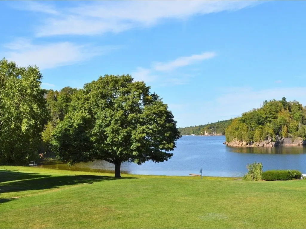29 Marina Loop Colchester VT 05446