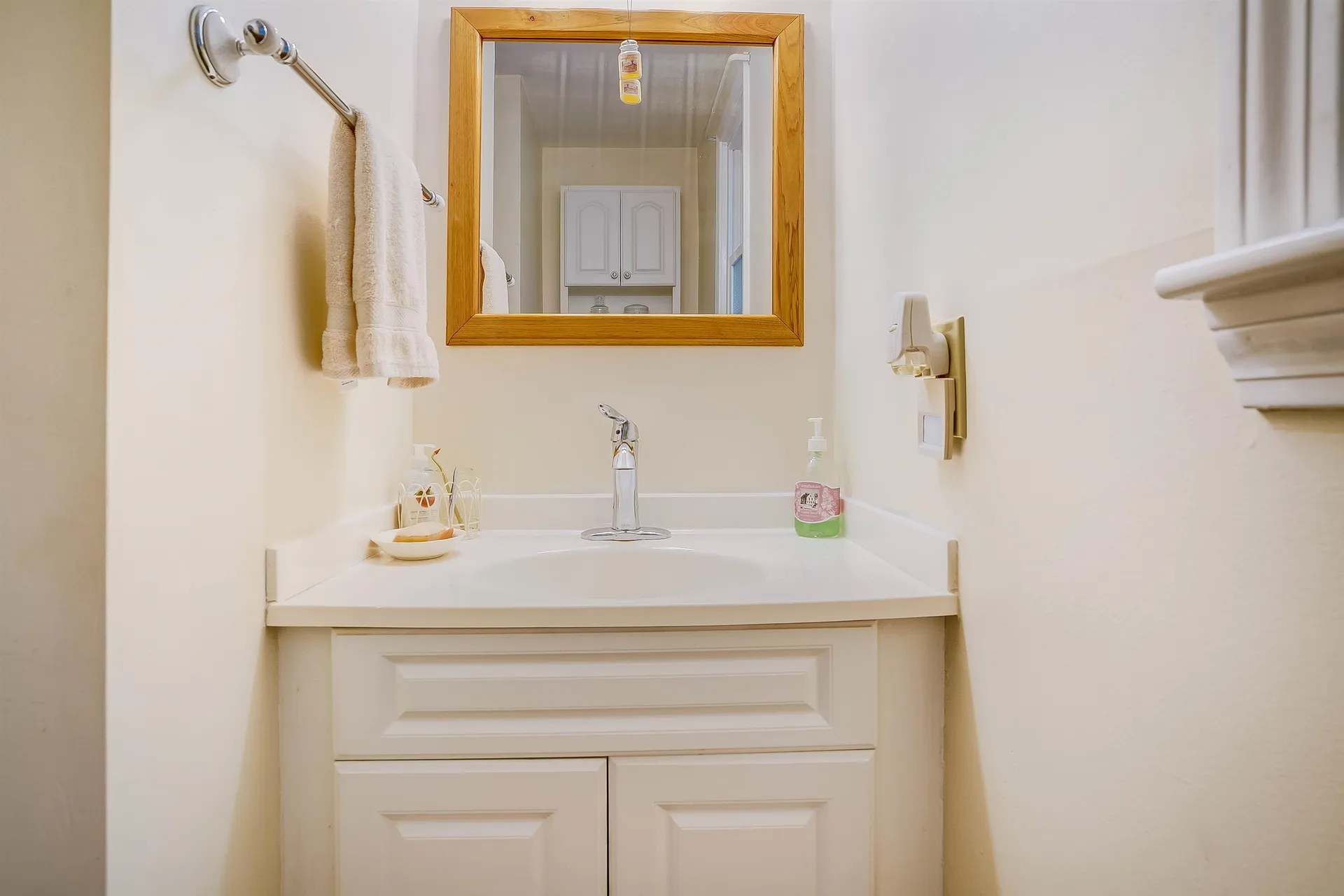 122 Barden Hill Road Hillsborough NH 03244
