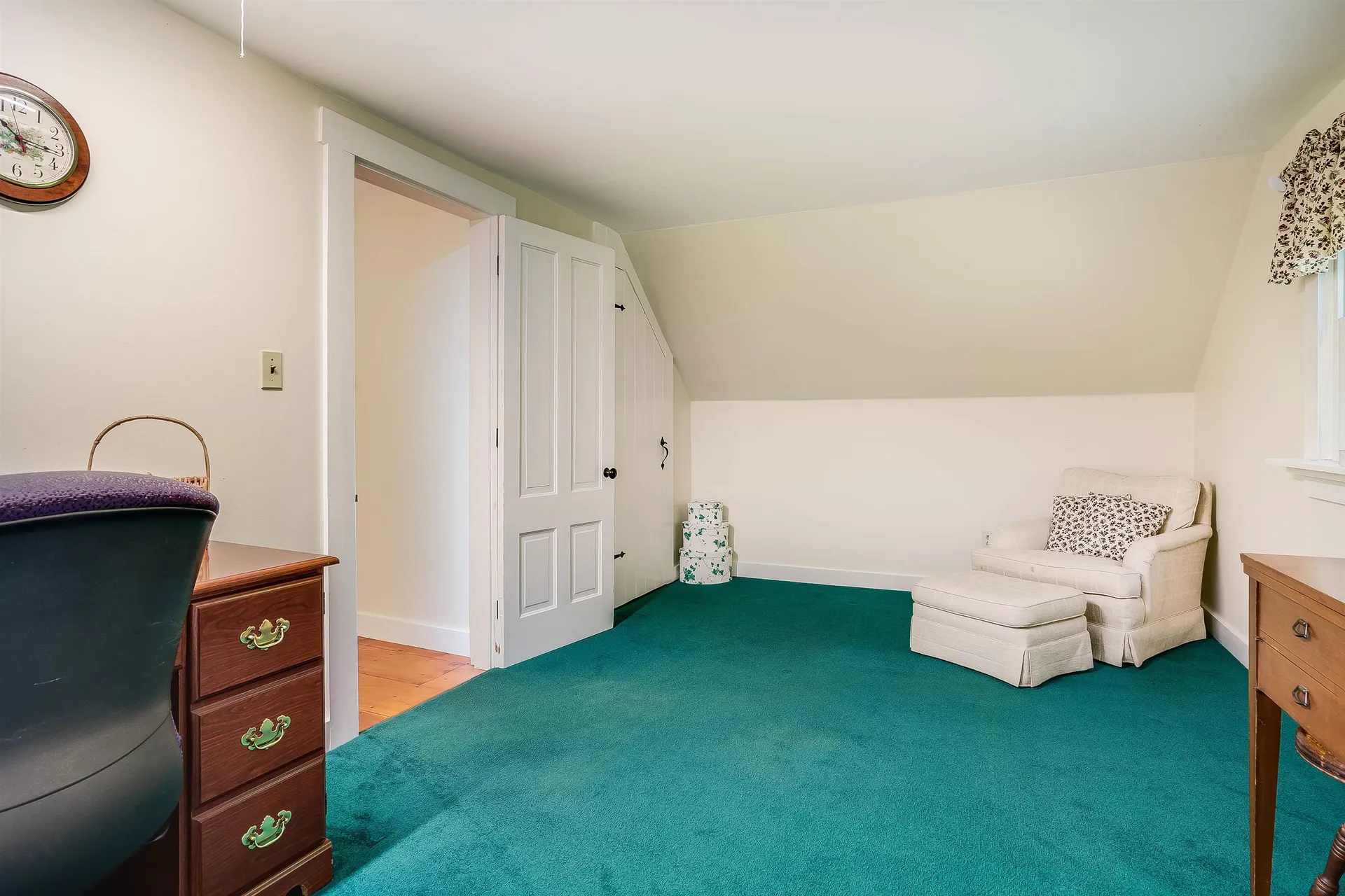 122 Barden Hill Road Hillsborough NH 03244