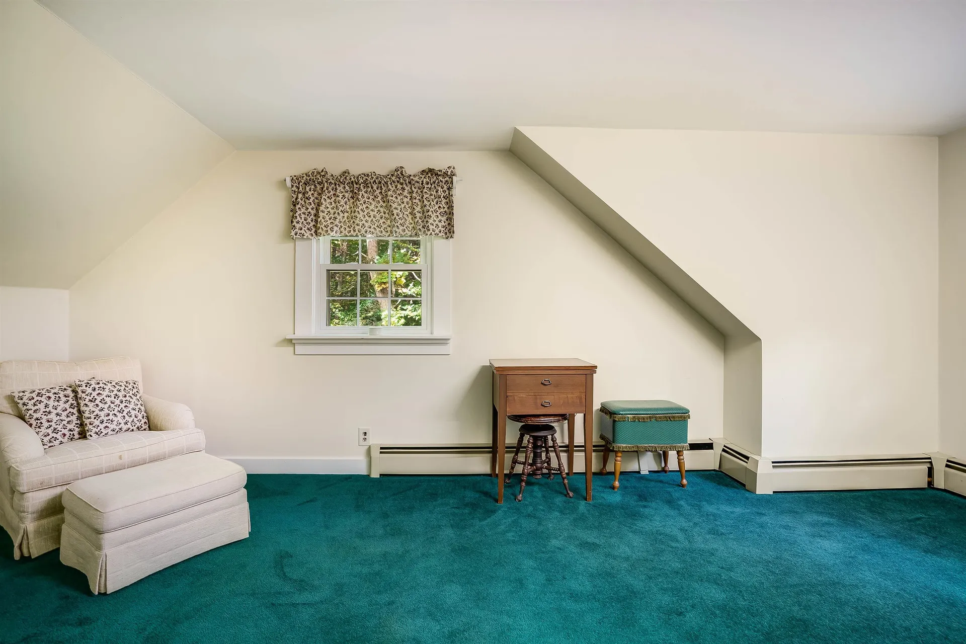 122 Barden Hill Road Hillsborough NH 03244
