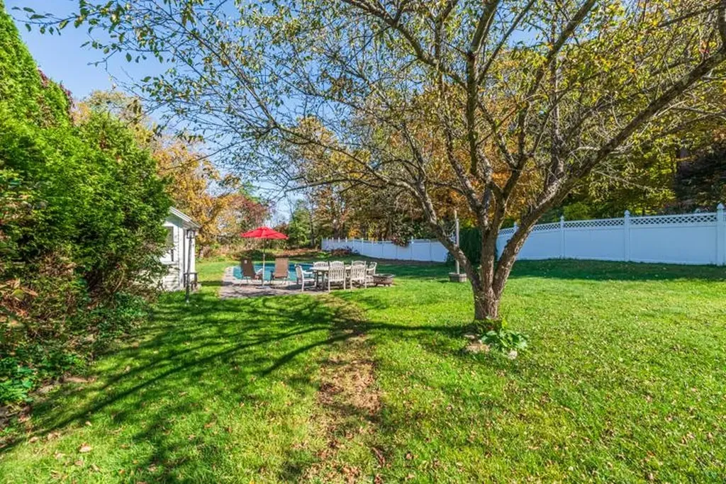 109 Mad Tom Road Dorset VT 05253