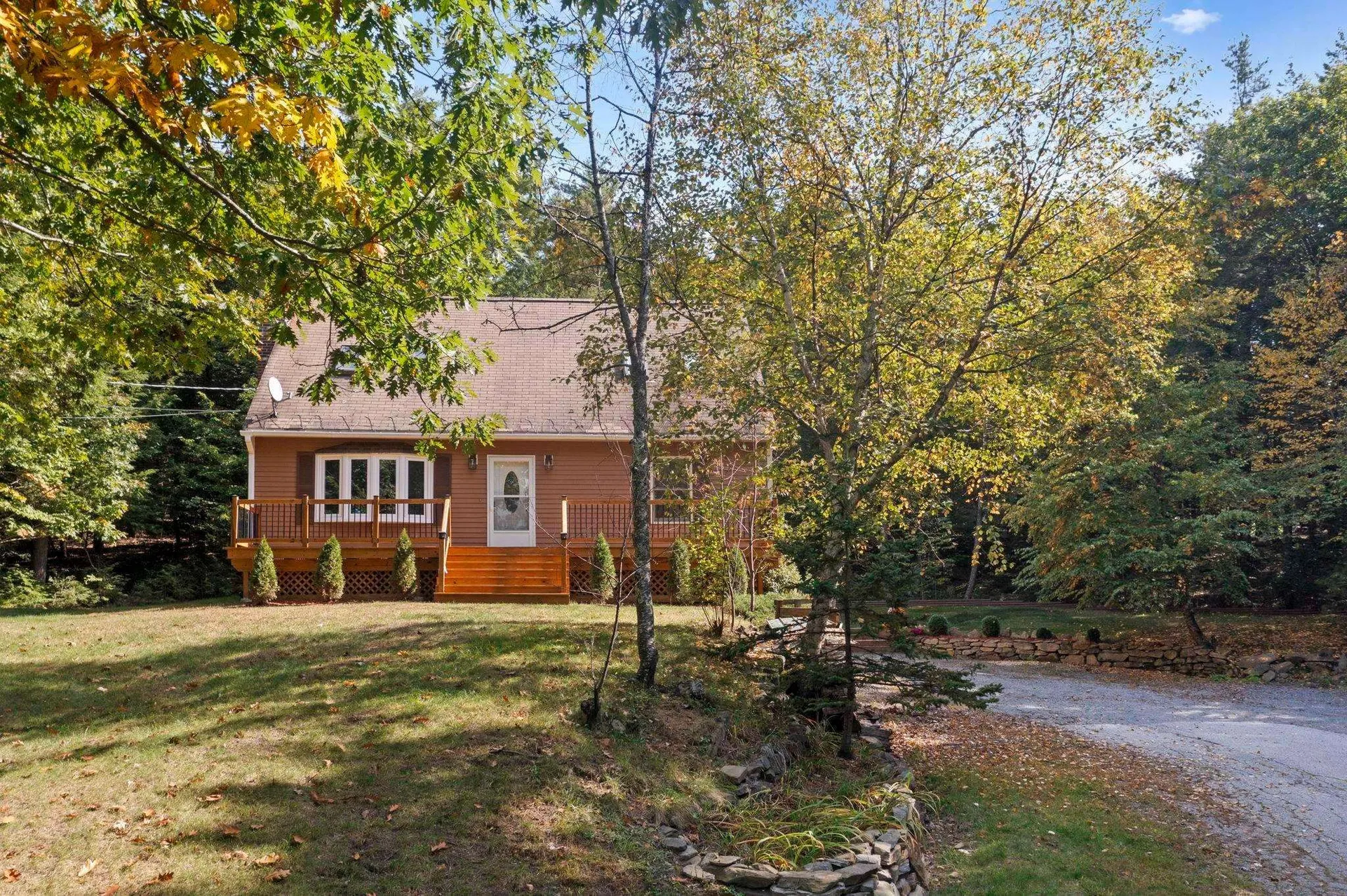 27 Tandy Road Deerfield NH 03037