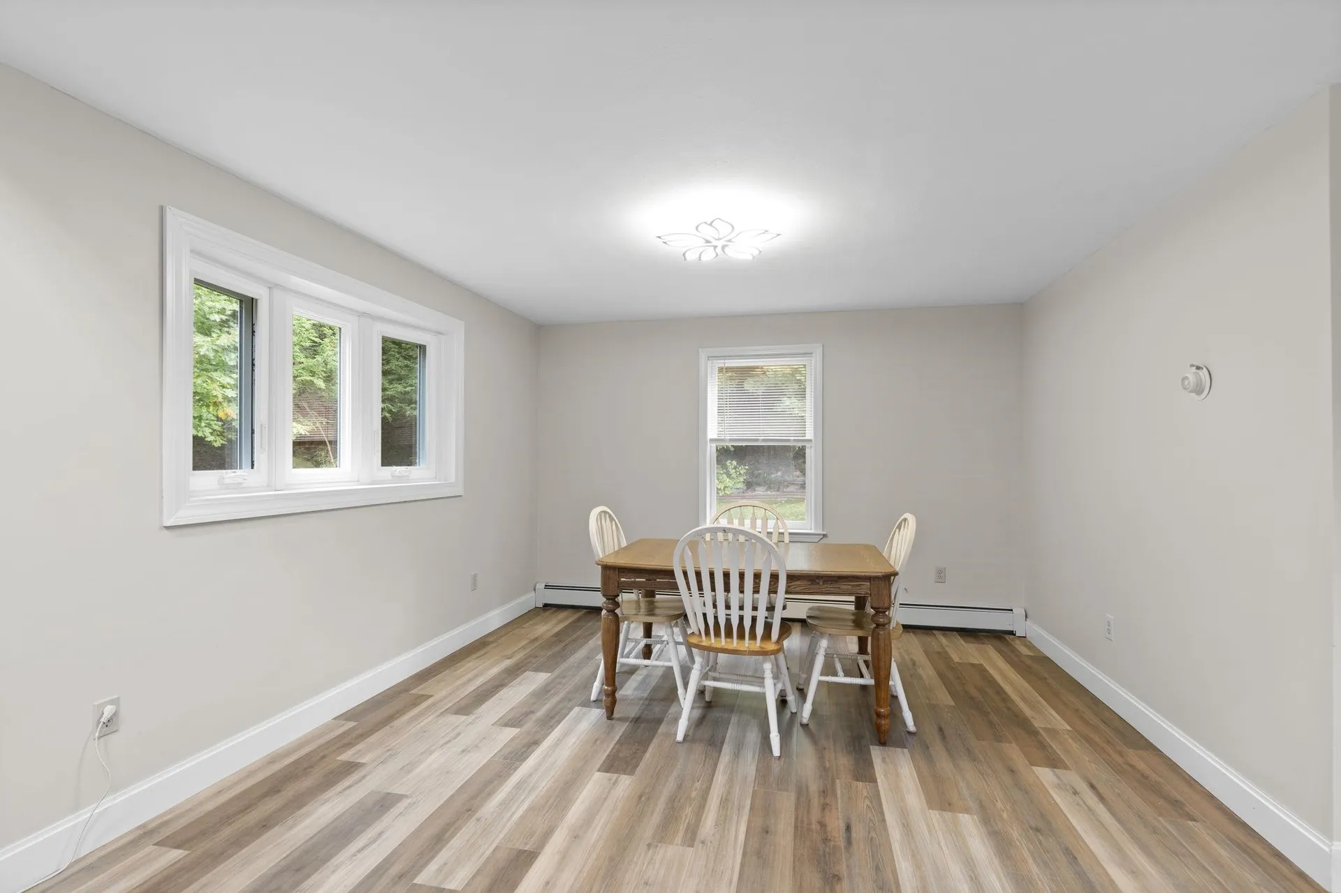 27 Tandy Road Deerfield NH 03037