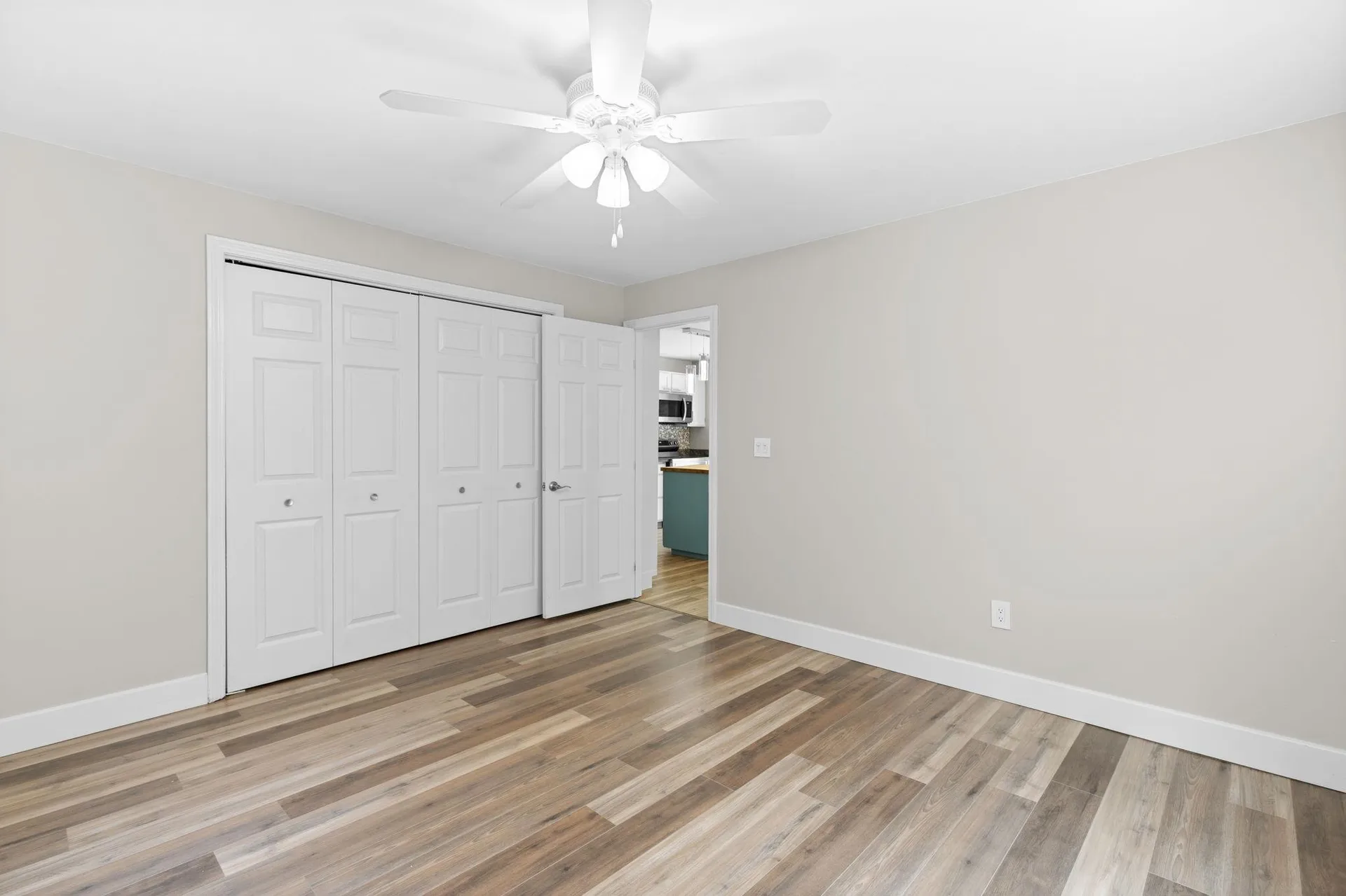 27 Tandy Road Deerfield NH 03037