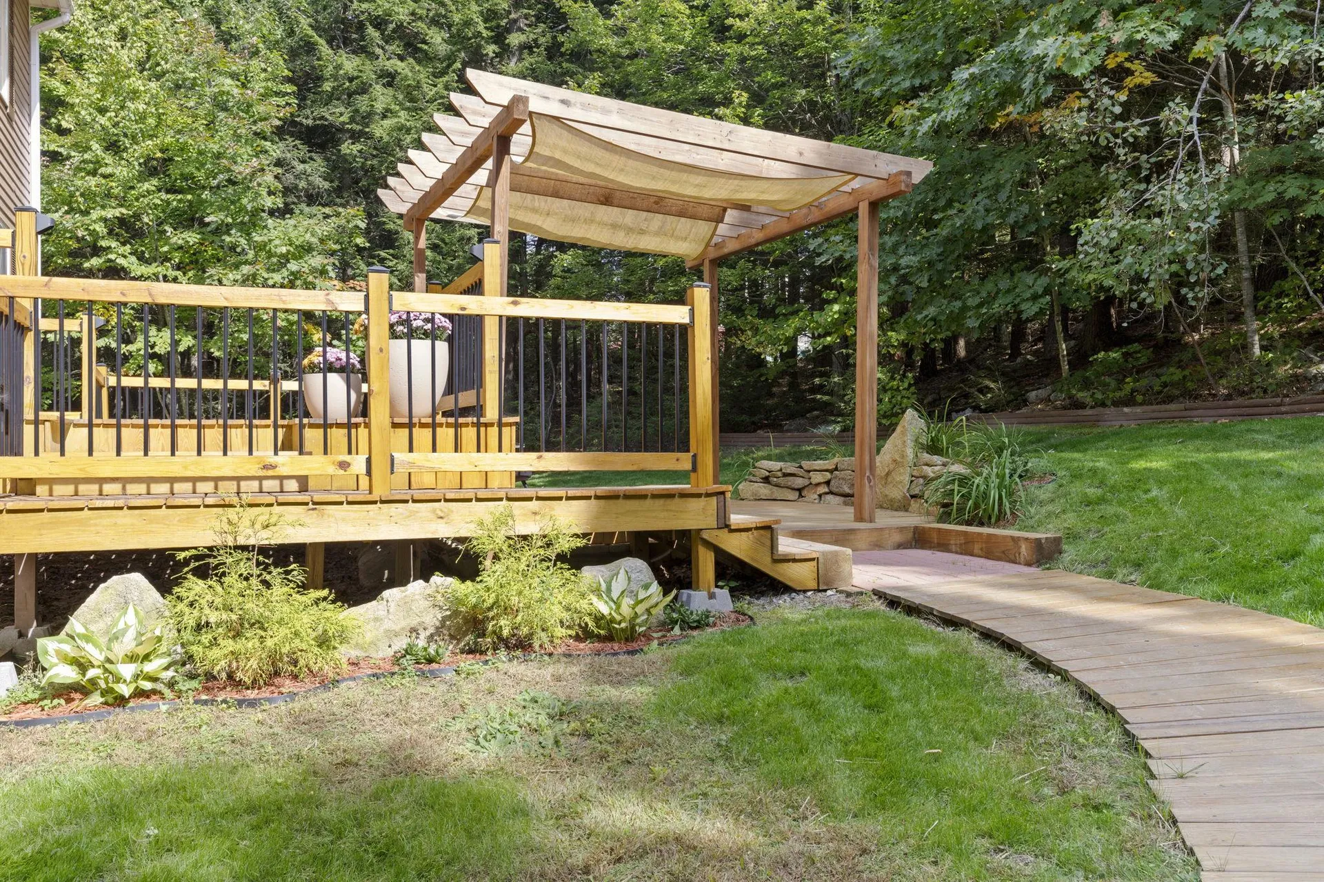 27 Tandy Road Deerfield NH 03037