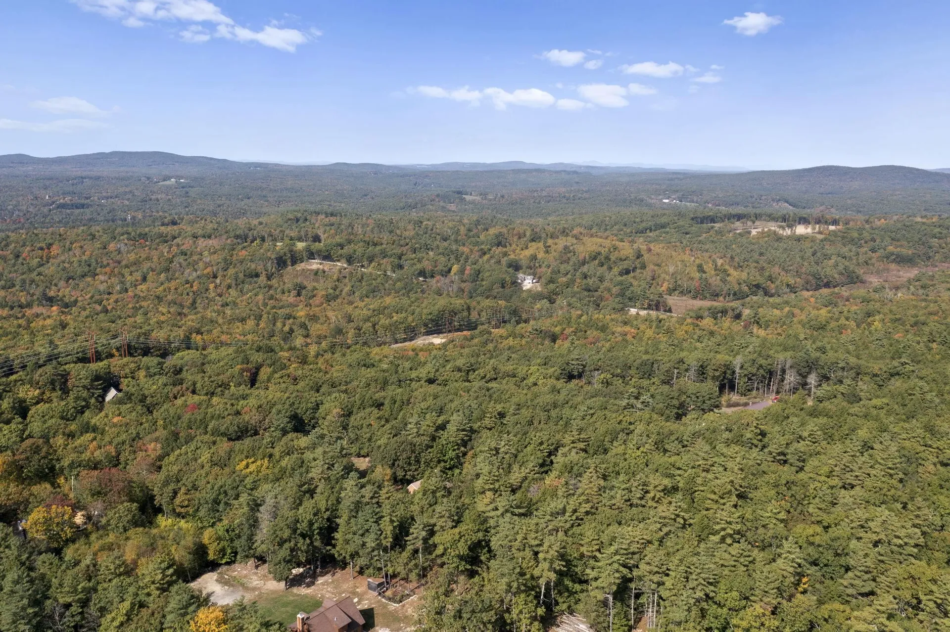 27 Tandy Road Deerfield NH 03037