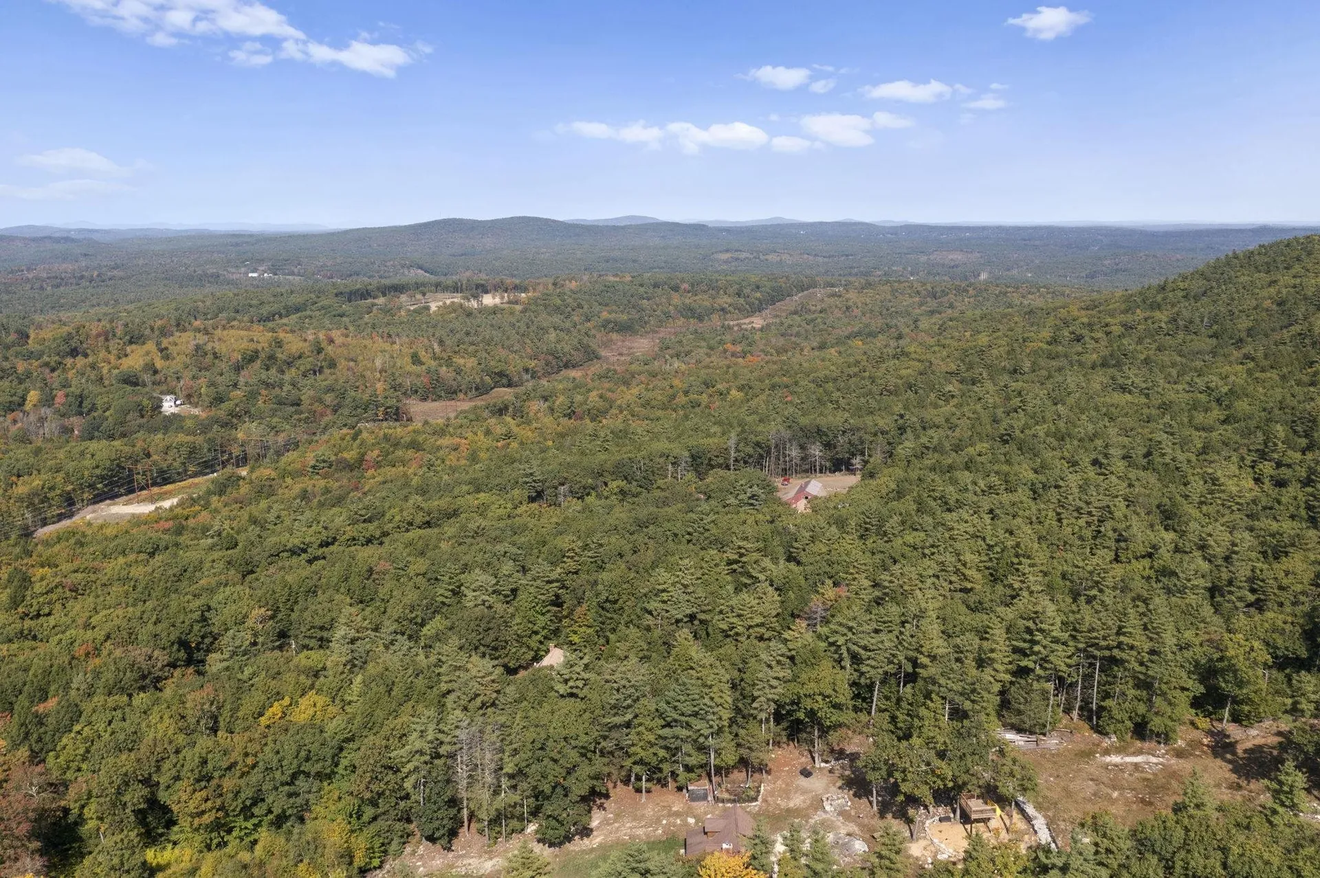 27 Tandy Road Deerfield NH 03037