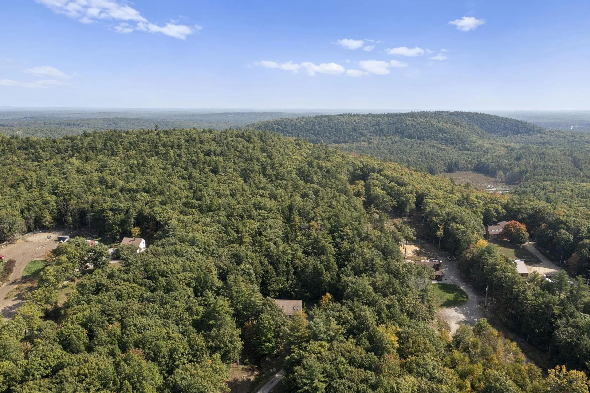 27 Tandy Road Deerfield NH 03037