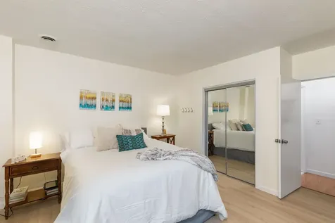 5 Tsienneto Road Derry NH 03038