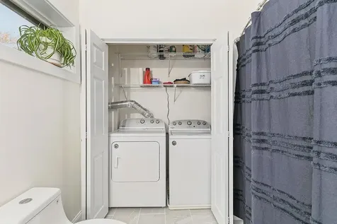 5 Tsienneto Road Derry NH 03038