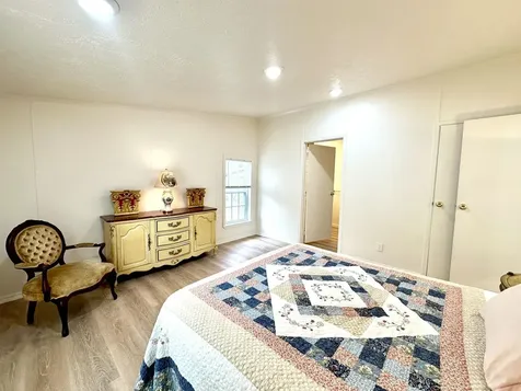 27 Sparrow Street Keene NH 03431