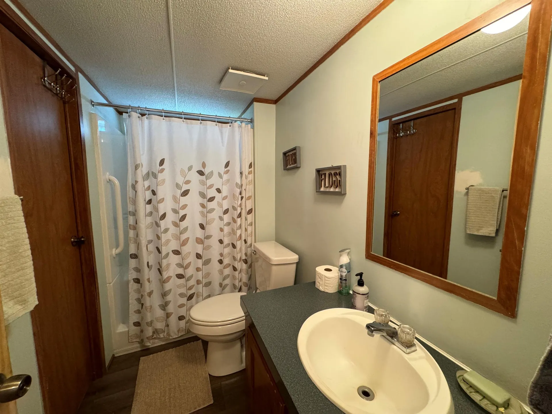 101 Pondview Road Swanzey NH 03446