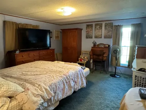 101 Pondview Road Swanzey NH 03446