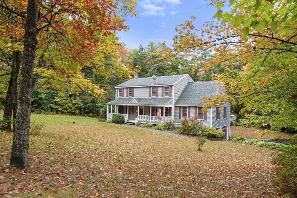84 Colony Lane New Hampton NH 03256