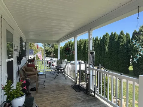 22 Lakeview Road Grand Isle VT 05458