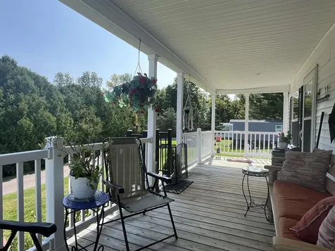 22 Lakeview Road Grand Isle VT 05458