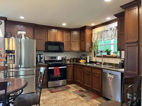 22 Lakeview Road Grand Isle VT 05458