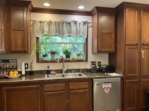 22 Lakeview Road Grand Isle VT 05458