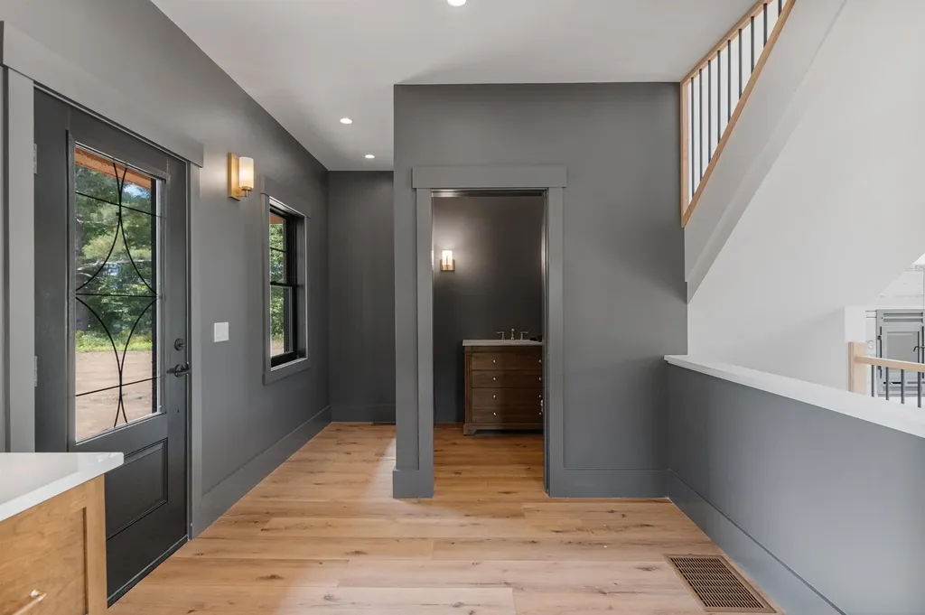 80 Hay Meadow Lane Jericho VT 05465