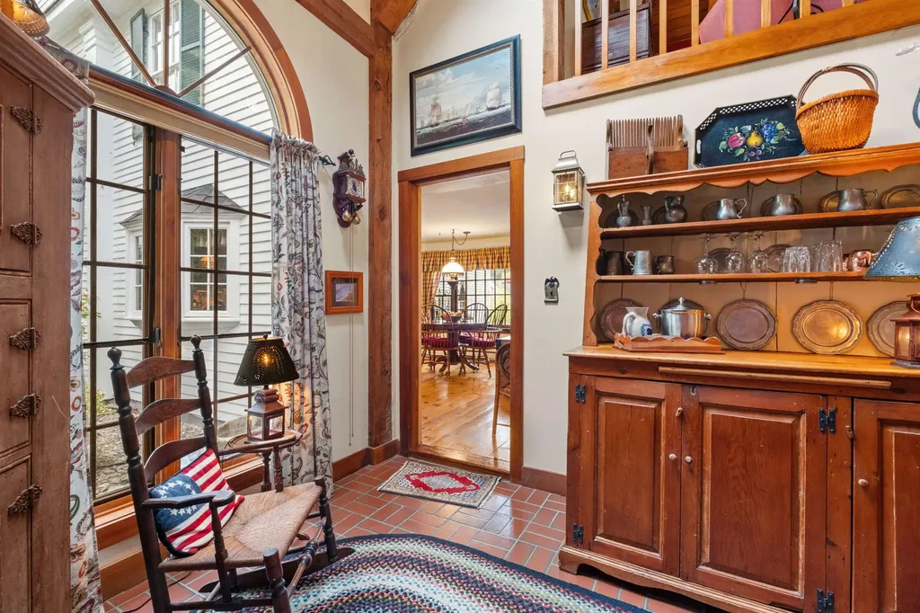 160 Waterloo Street Warner NH 03278