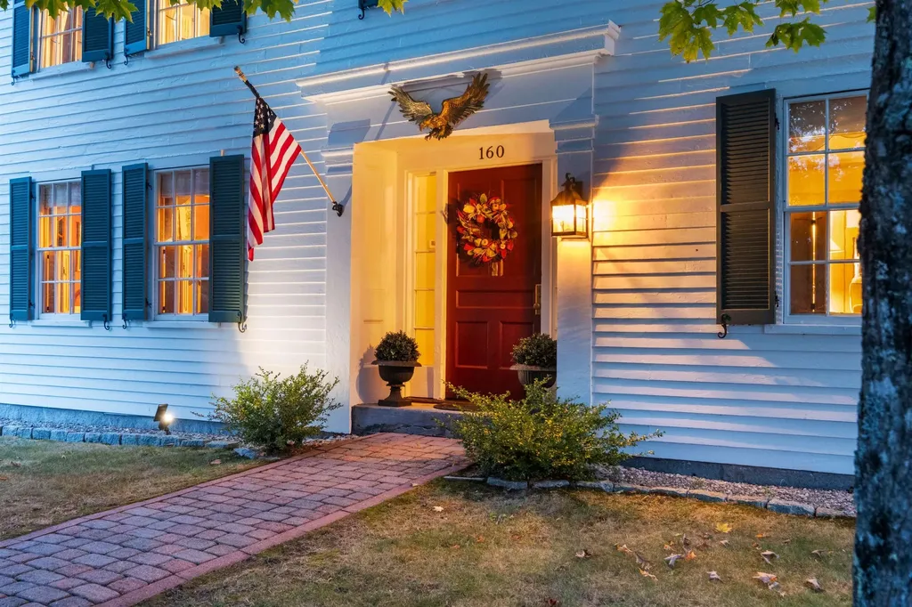 160 Waterloo Street Warner NH 03278