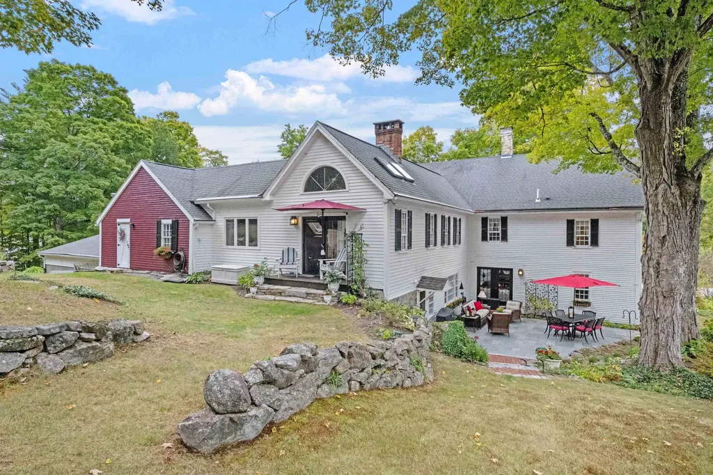 160 Waterloo Street Warner NH 03278