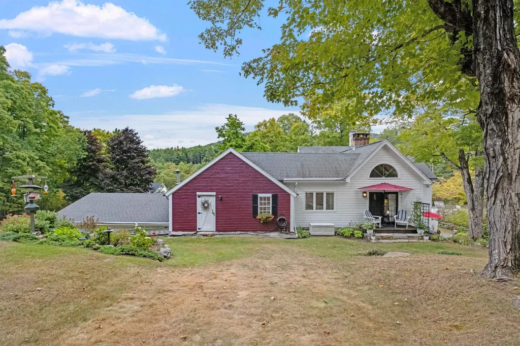 160 Waterloo Street Warner NH 03278