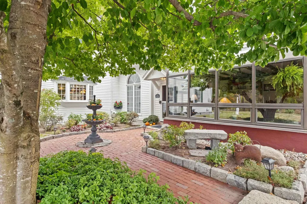 160 Waterloo Street Warner NH 03278