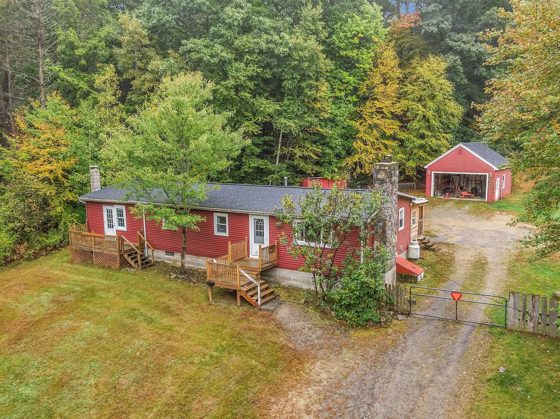 83 North River Road Epping NH 03042